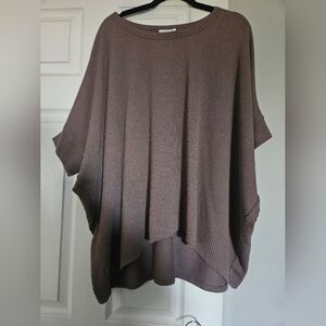 ANDREE BY UNIT Ribbed Oversized Poncho in Taupe